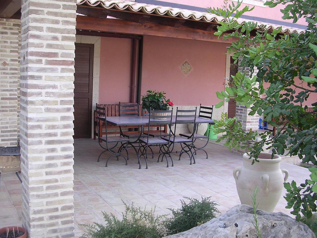 Il Mirto E La Rosa