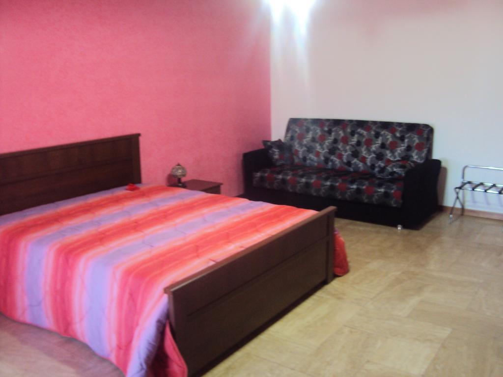 Il Mirto E La Rosa Bed & Breakfast